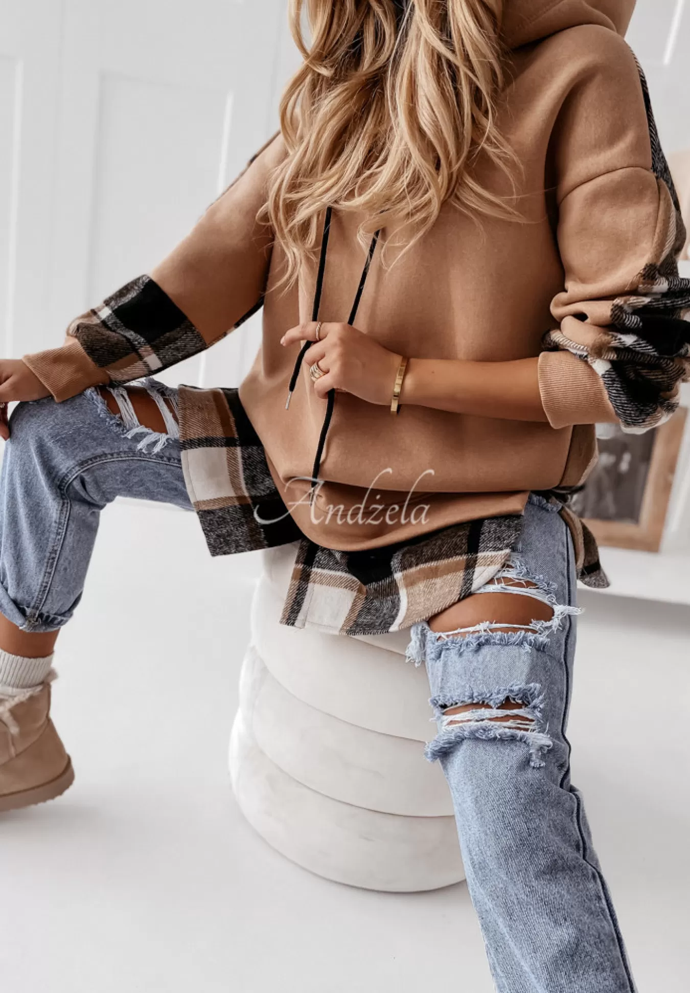 Online Bluza Oversize W Krate Z Kapturem Johnson Camelowa Kobieta Bluzy