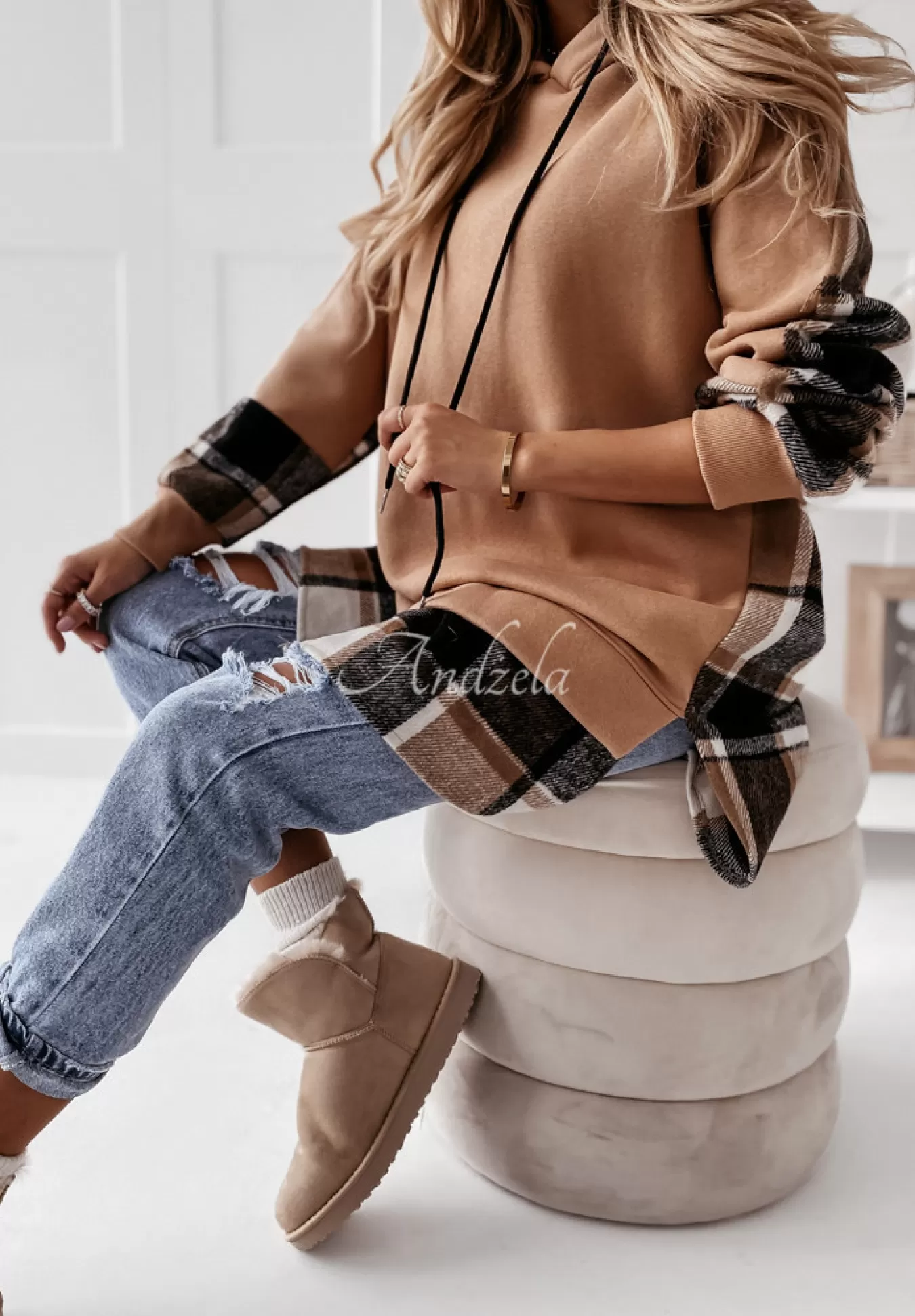Online Bluza Oversize W Krate Z Kapturem Johnson Camelowa Kobieta Bluzy