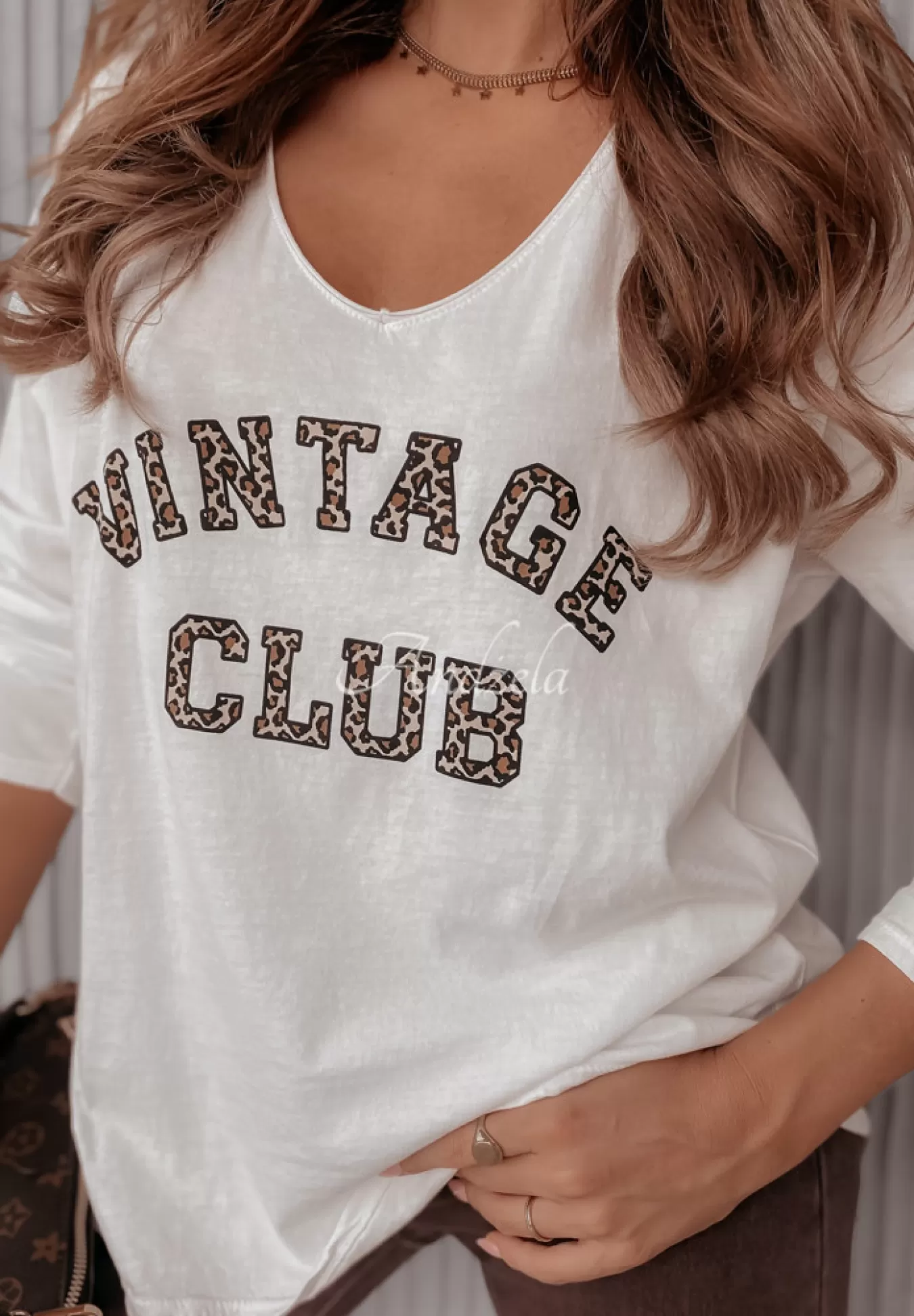 Fashion Bluzka Z Nadrukiem Vintage Club Ecru Kobieta Bluzki