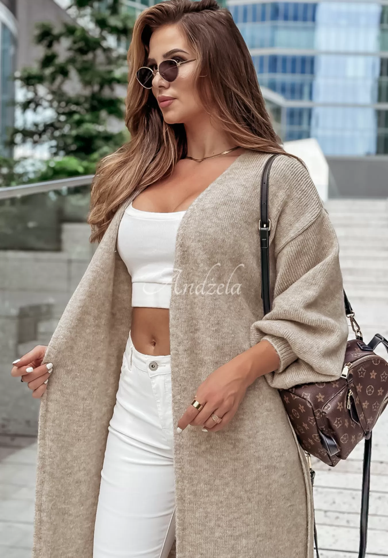 Store Dlugi Kardigan Oversize Z Bufkami Always And Forever Bezowy Kobieta Kardigany