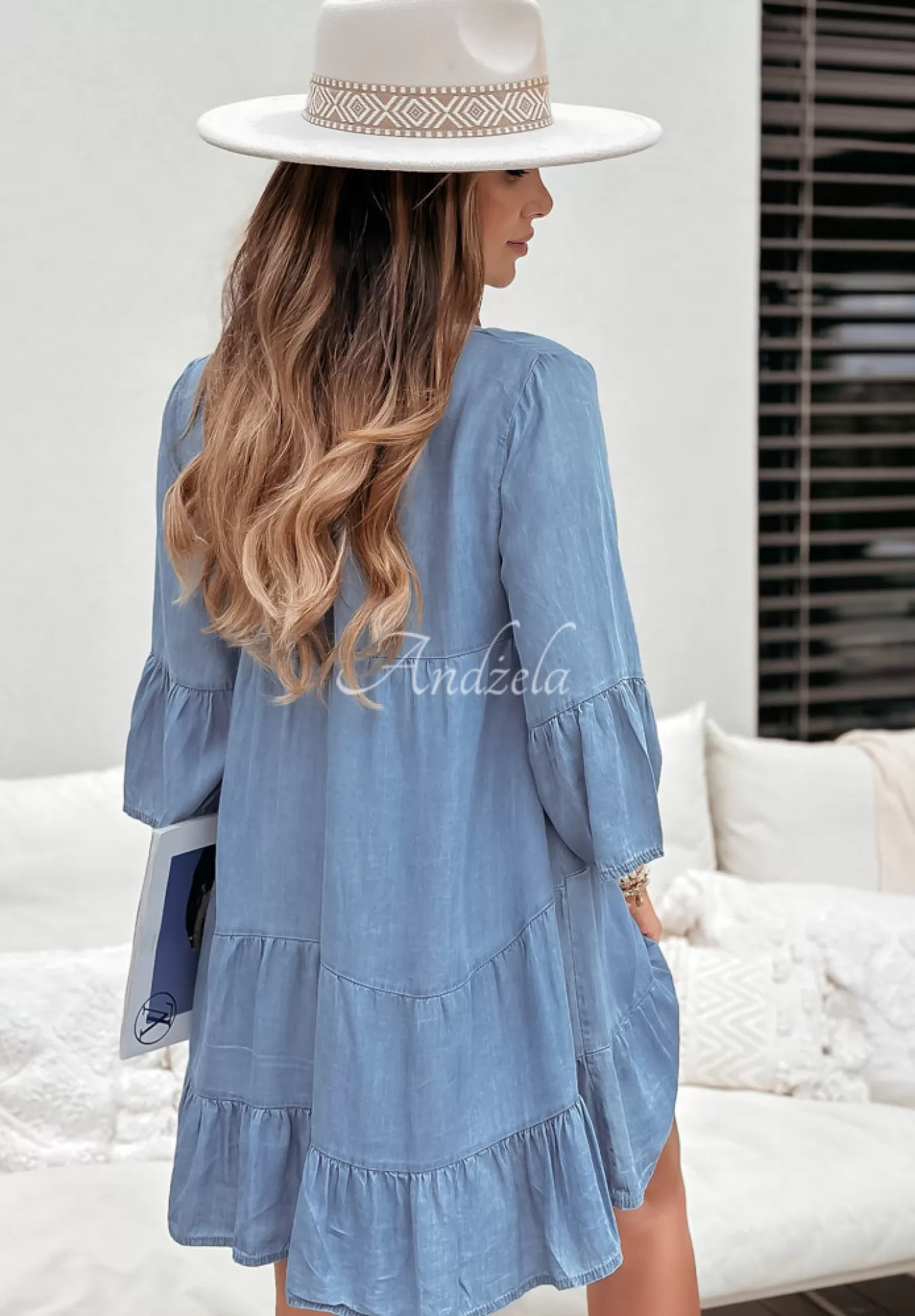 Shop Jeansowa Sukienka Oversize Z Falbankami Mamma Mia Jasnoniebieska Kobieta Sukienki