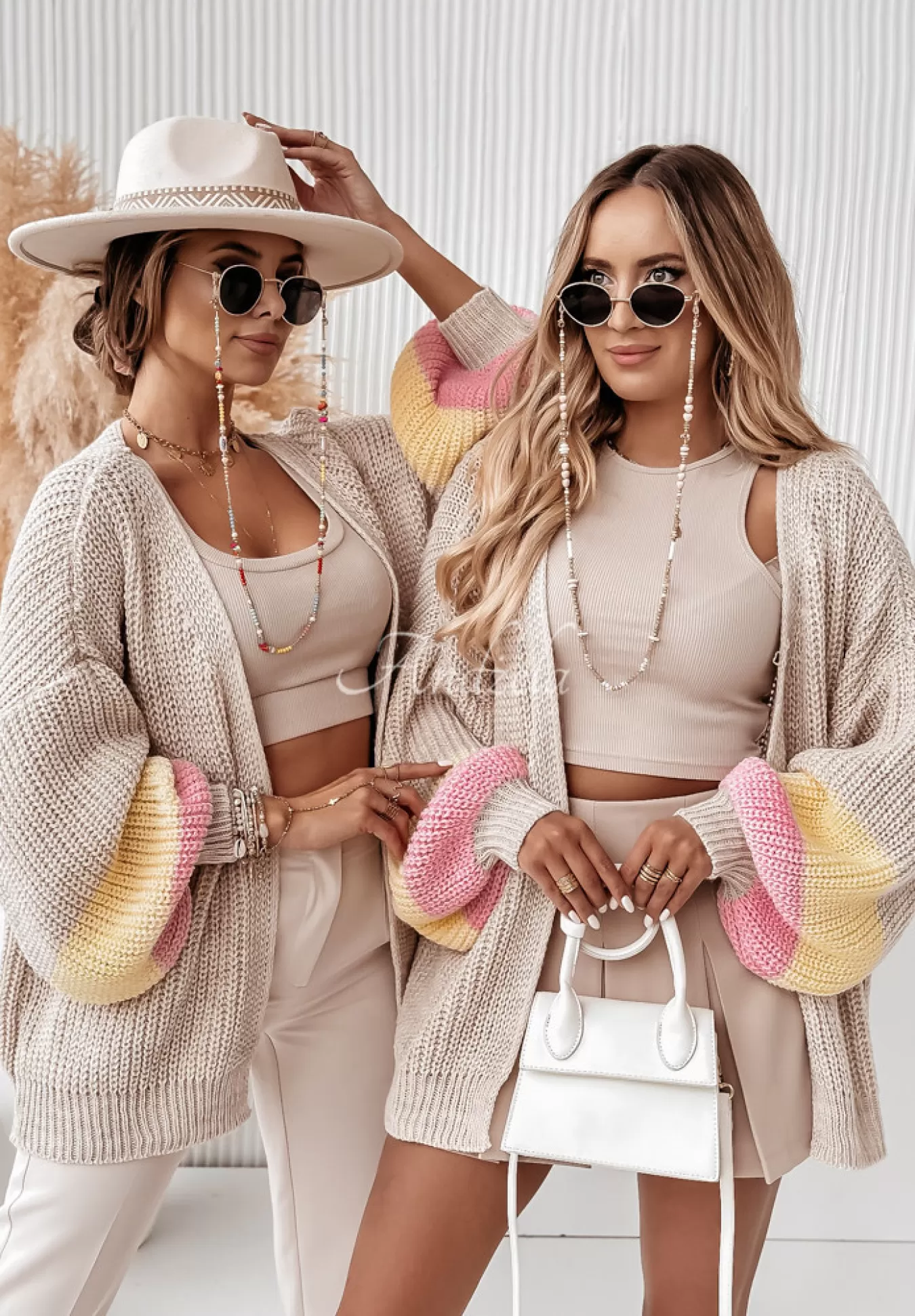 Best Sale Krotki Kardigan Oversize Z Bufkami Okay Sweetie Bezowy Kobieta Kardigany
