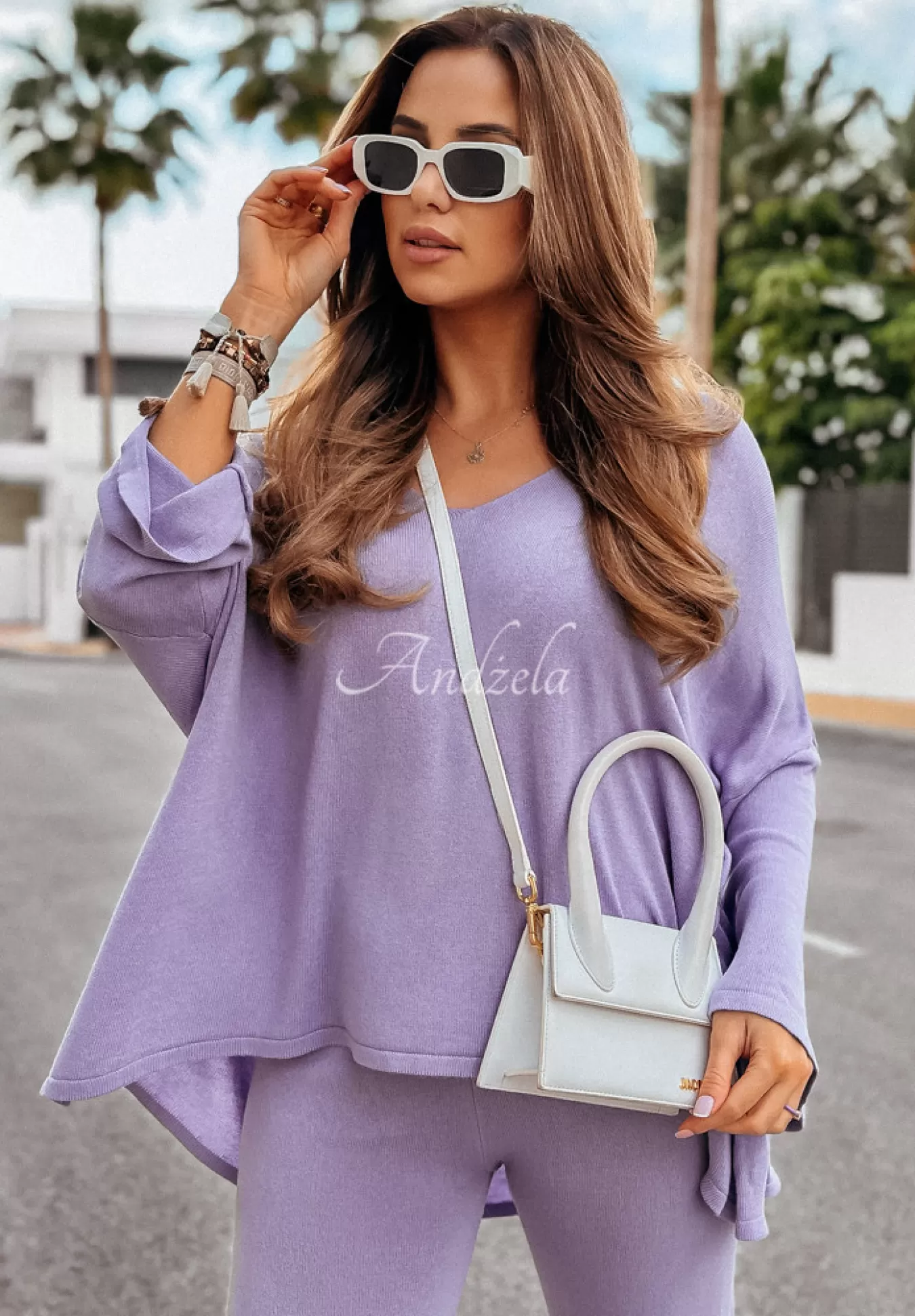 Hot Lekki Sweter Oversize Z Dekoltem Back To Basics Liliowy Kobieta Swetry