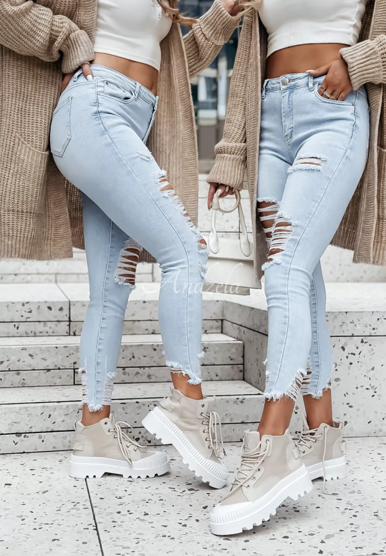 New Spodnie Jeansowe Skinny Z Przetarciami Not A Big Deal Jasnoniebieskie Kobieta Jeansy