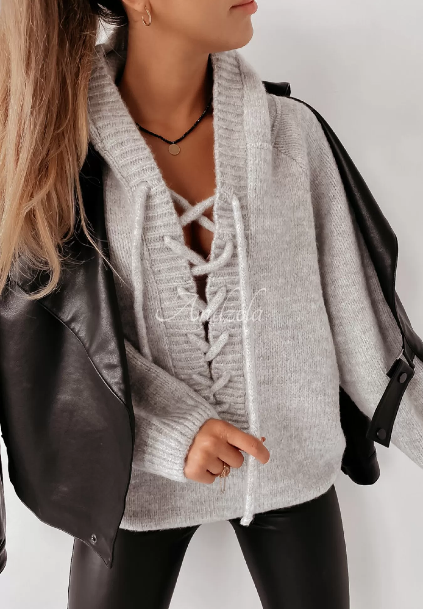 Hot Sweter Oversize Ze Sznurowaniem I Kapturem Laossi Szary Kobieta Swetry